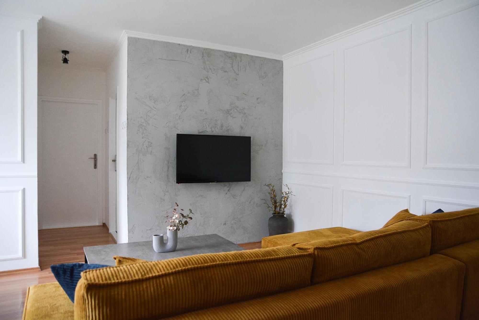 Crown Apartment 4 Суботица Екстериор снимка