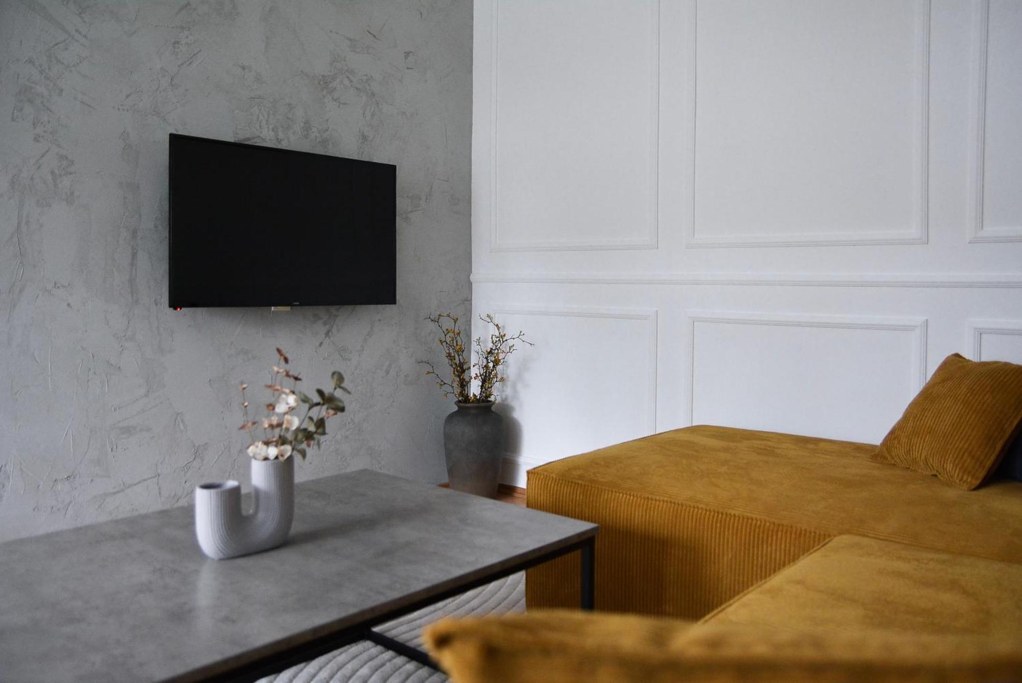Crown Apartment 4 Суботица Екстериор снимка