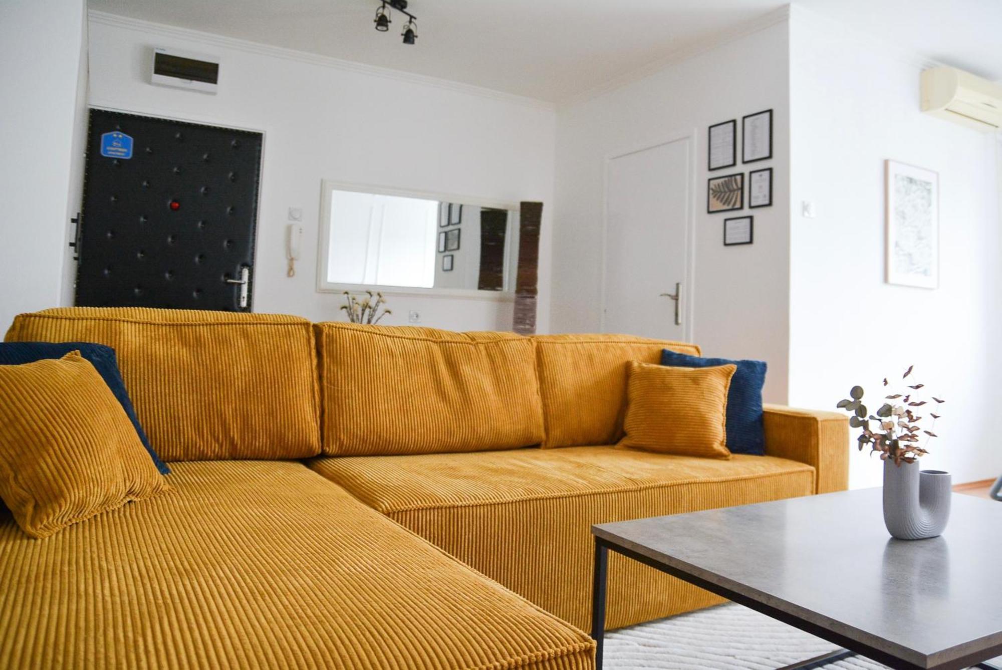 Crown Apartment 4 Суботица Екстериор снимка